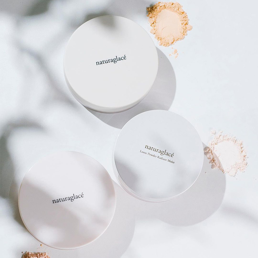 naturaglace'輕盈定妝蜜粉